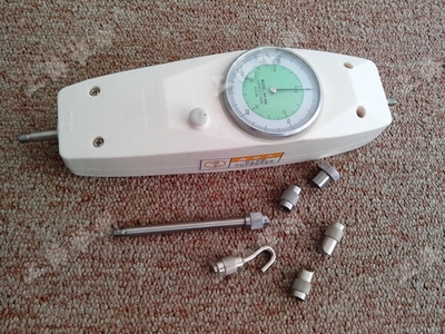 表盤(pán)推拉力計(jì)圖片